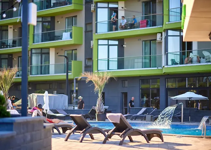 Sunshine By Alz Navodari